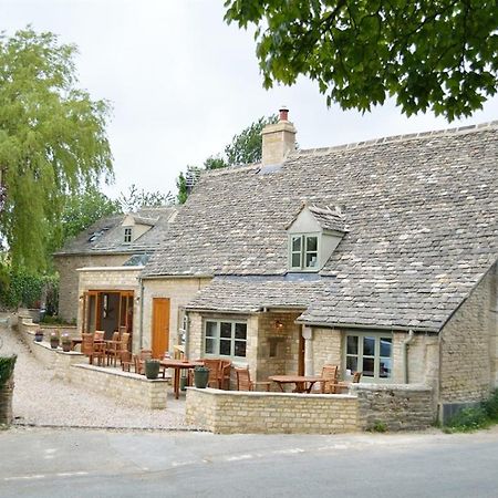 The Plough B&B Bourton-on-the-Water Exterior photo