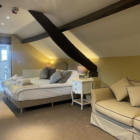 The Plough B&B Bourton-on-the-Water Room photo