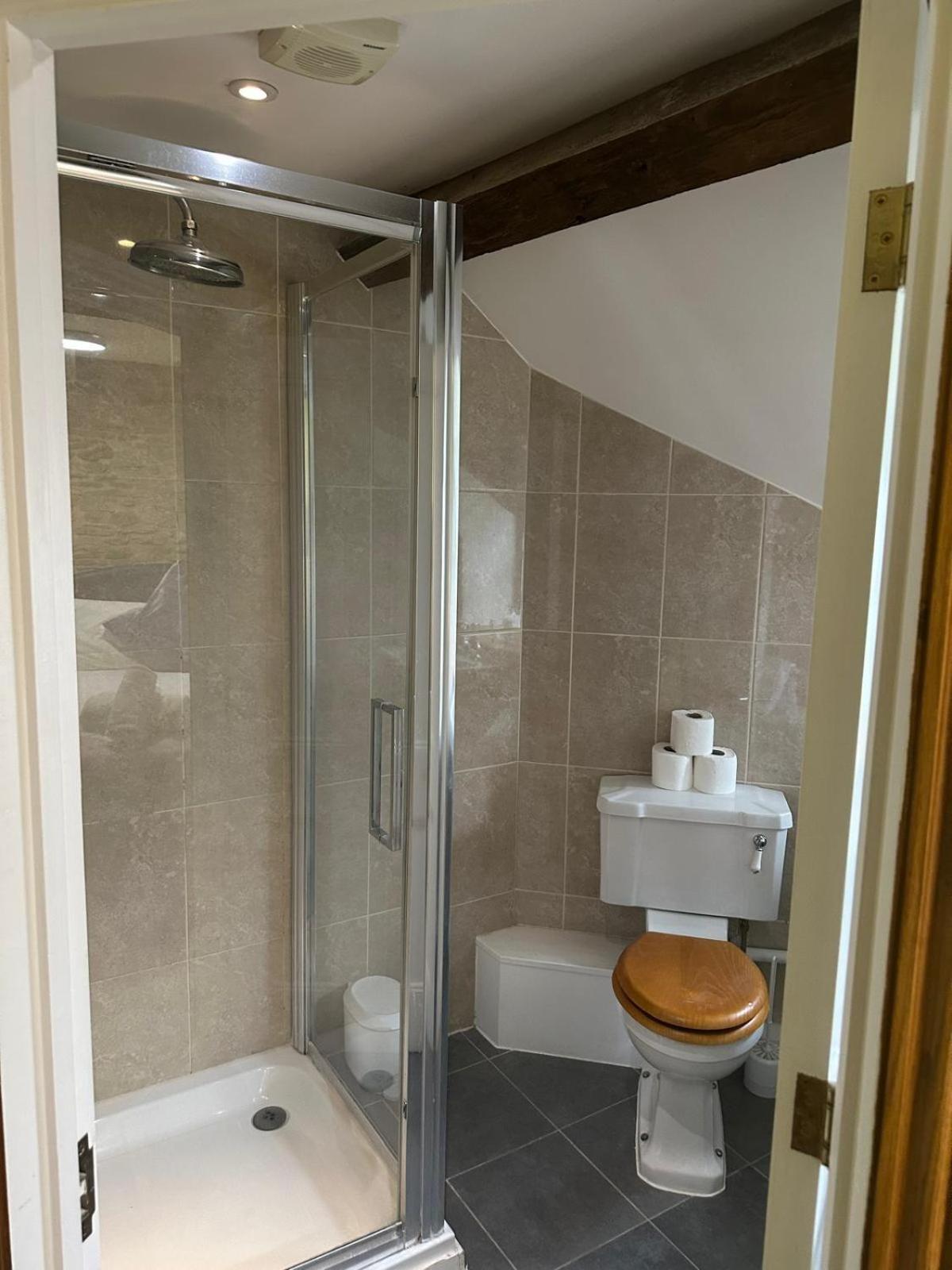 The Plough B&B Bourton-on-the-Water Room photo
