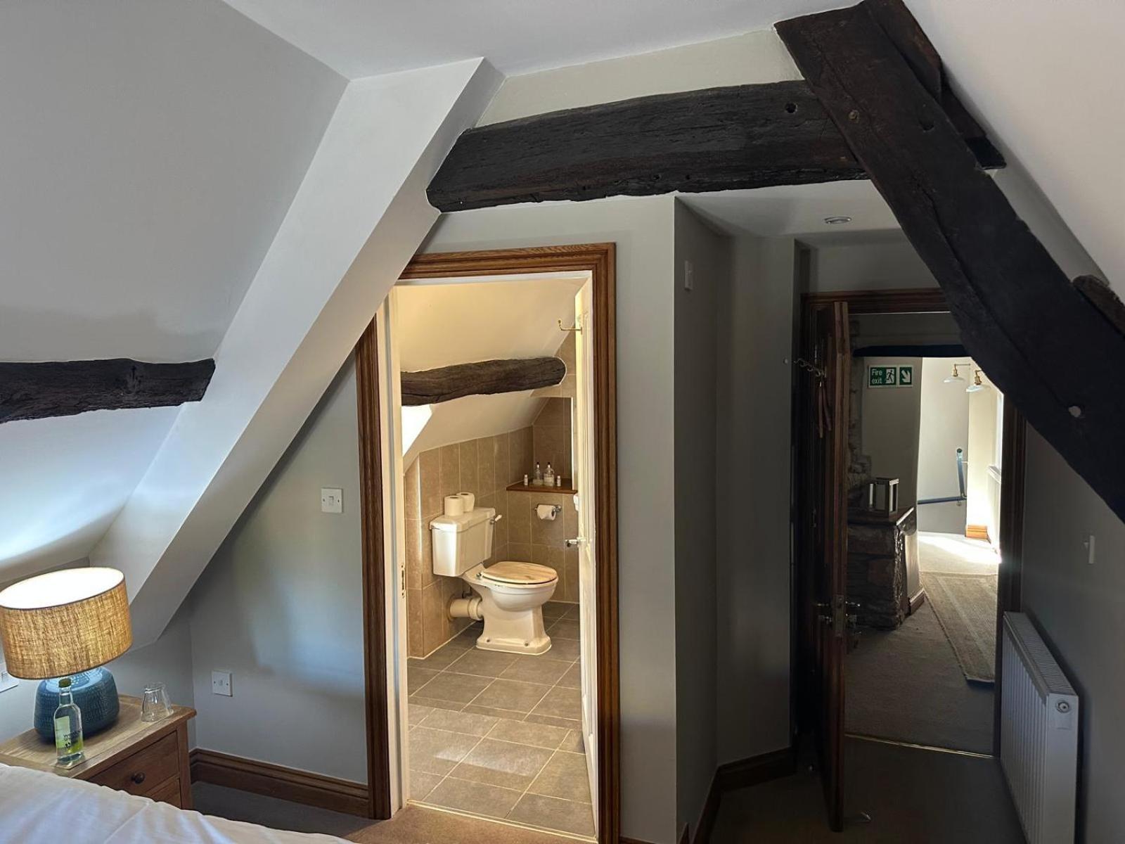 The Plough B&B Bourton-on-the-Water Room photo